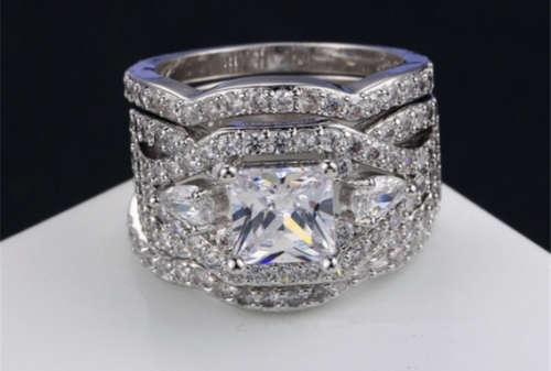 Luxurious 925 Sterling Silver Dazzling White Sapphire Woman Wedding Bride Marriage Band Couple Ring